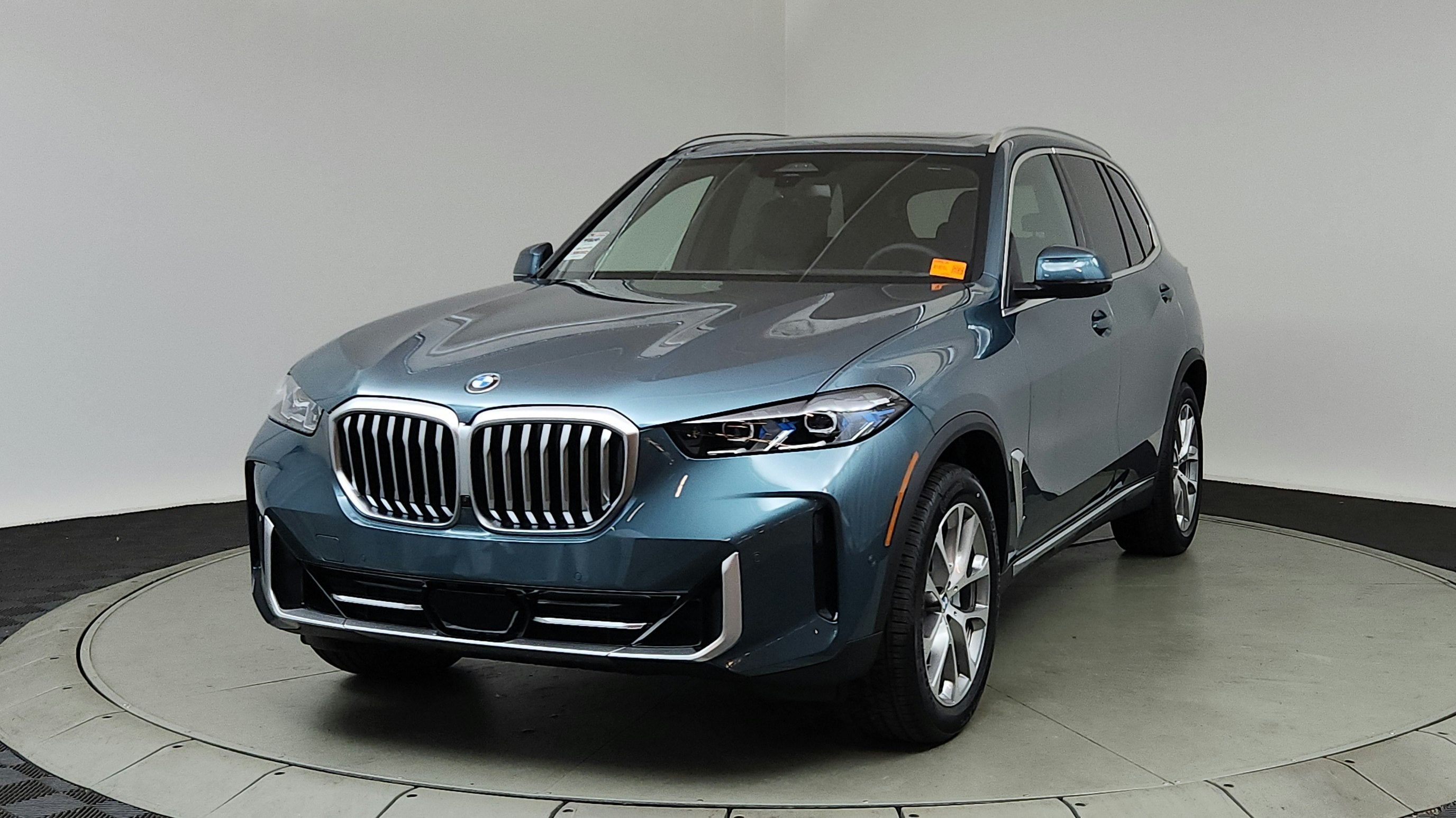 BMW X5 40i 4DR 2024